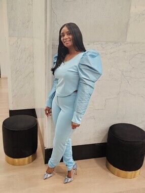 Hello. I L❤VE Everything Fashion 🛍👠👛👡🛍 Stop By And Check Out My Closet 😉